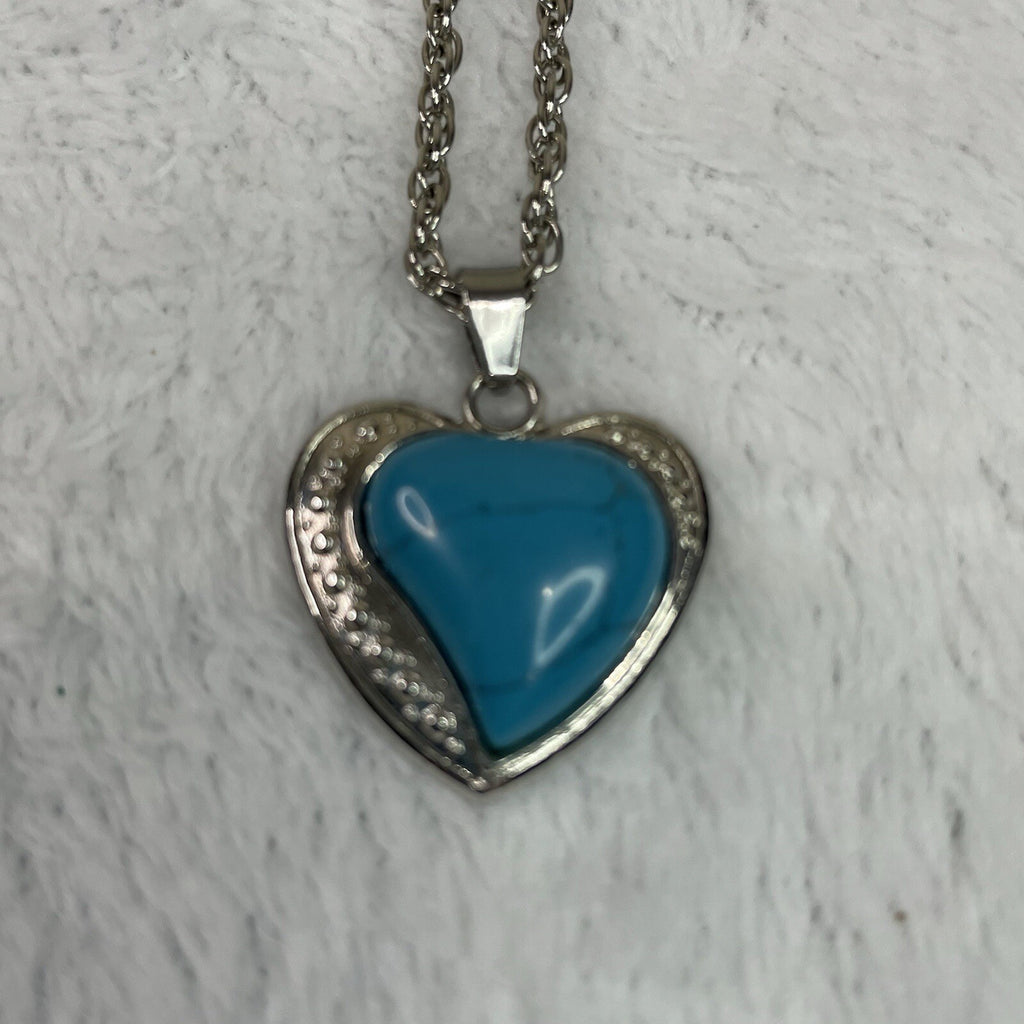 Women’s Fashion Jewely Turquoise Simulated Genstone & Silvertone Heart Necklace