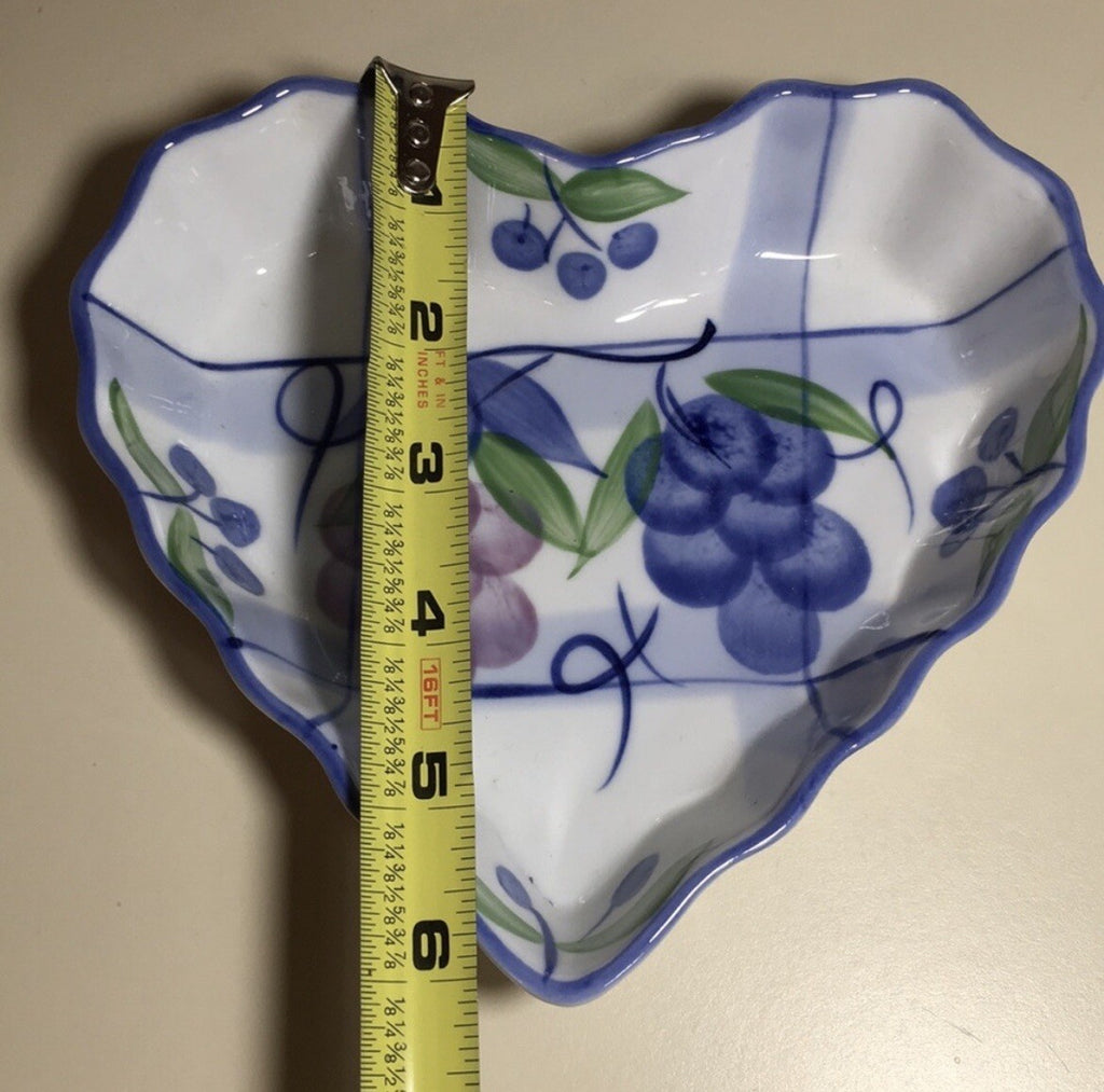Decorative Heart w/Grape Print Candle Holder/Trinket Bowl/Jewelry Display Holder