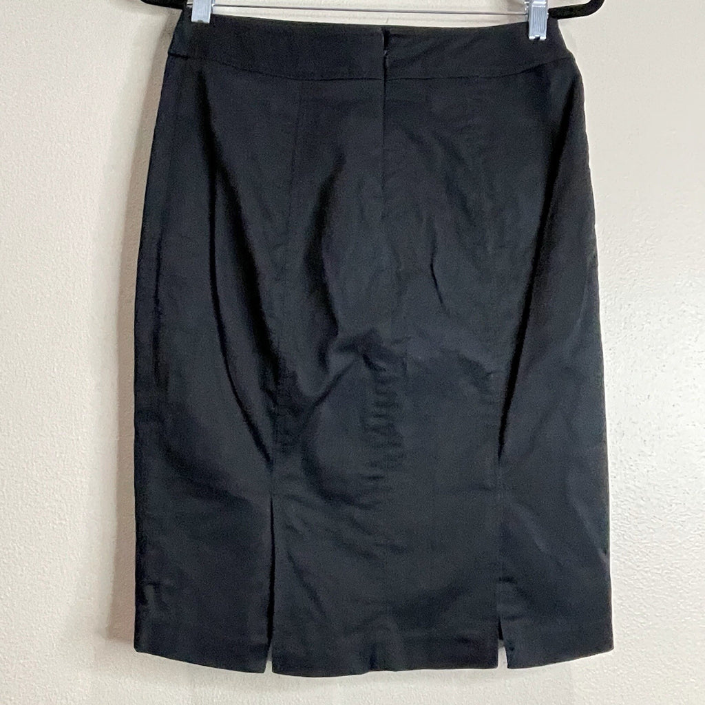 Mossimo Women's Size 6 Black Floral & All Black Stretch Pencil Skirts (Set of 2)