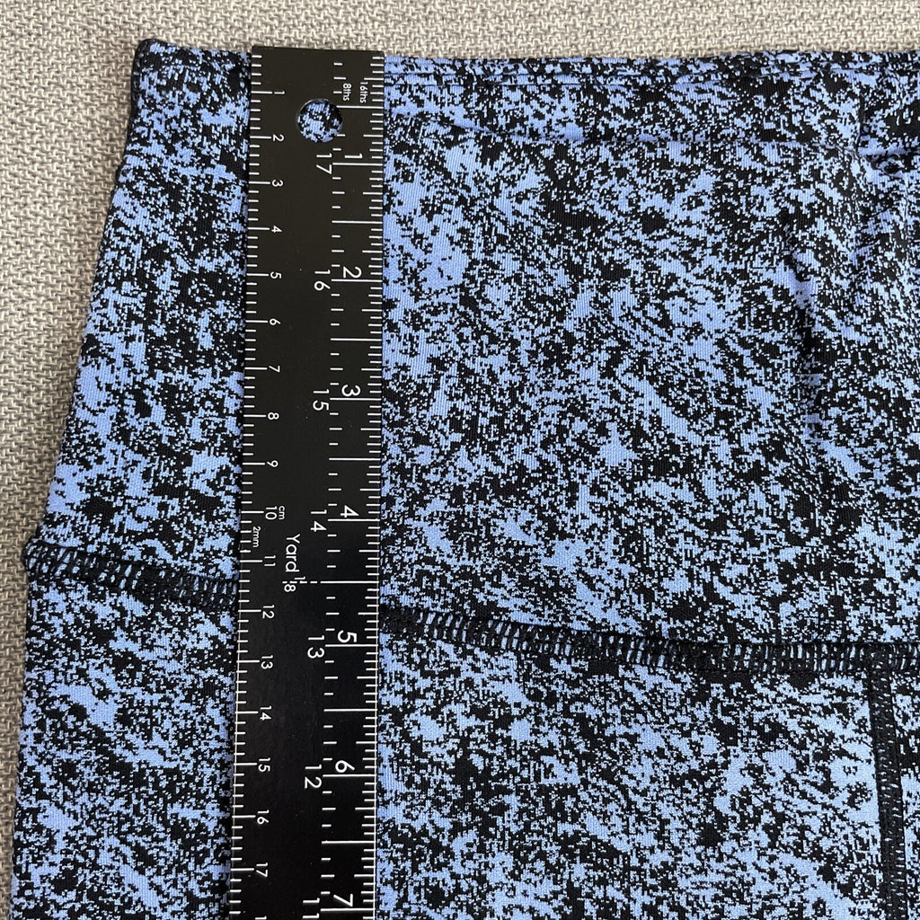 Kirkland Signature Women’s Blue /Black Patterned Capri Leggings Size Small