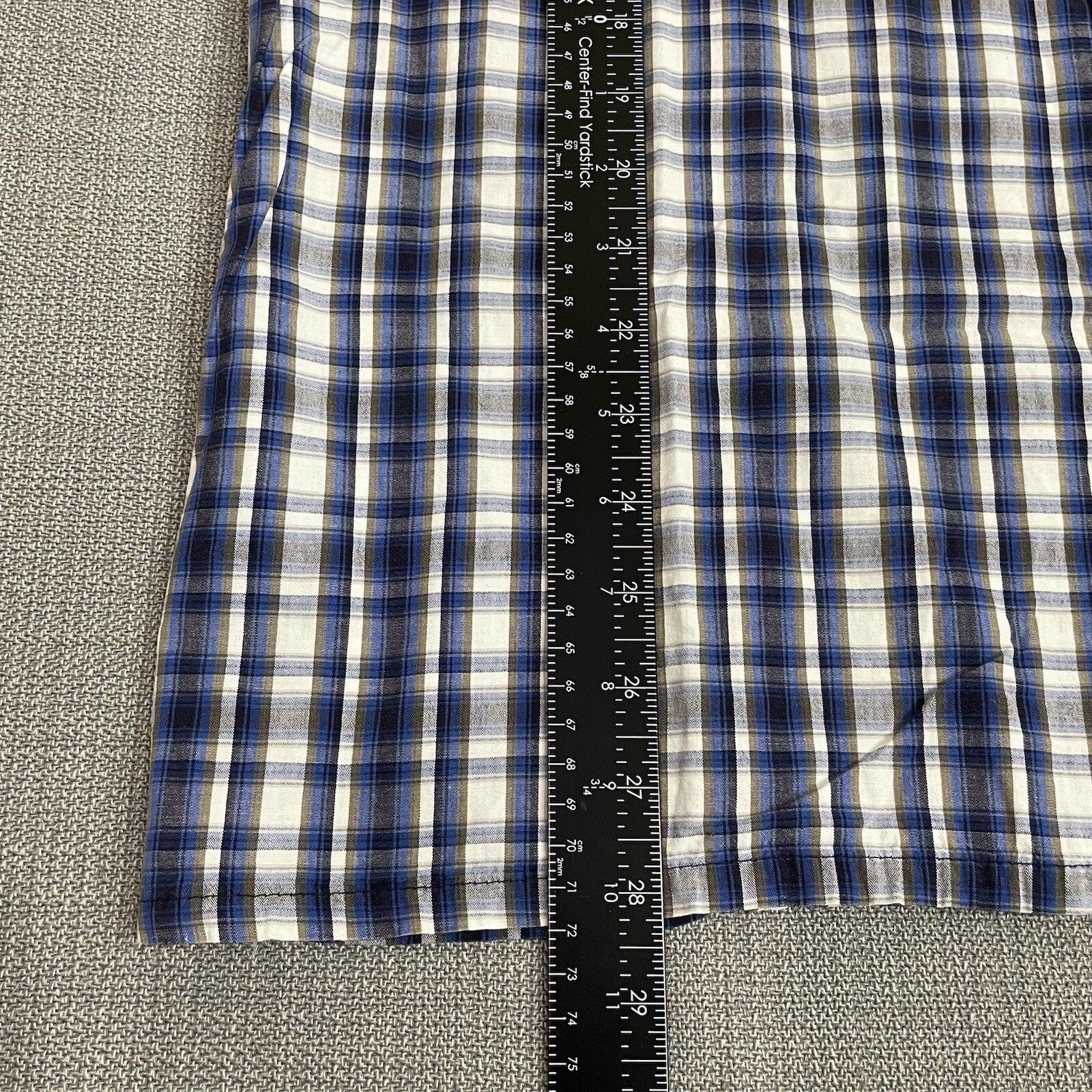Rugged Wear Hunters Peak Men's Size M Plaid Short Sleeve Button Up Shirt
