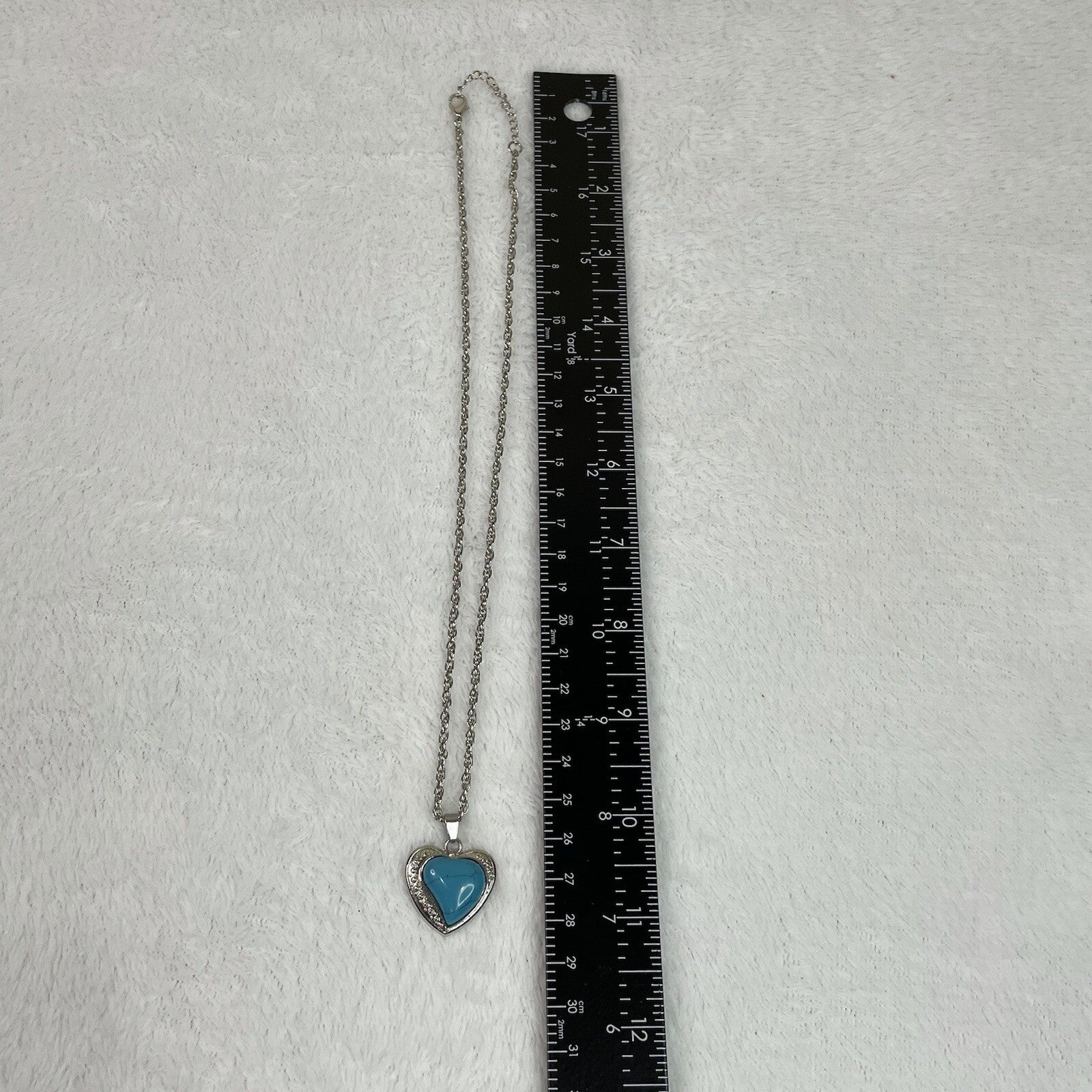 Women’s Fashion Jewely Turquoise Simulated Genstone & Silvertone Heart Necklace