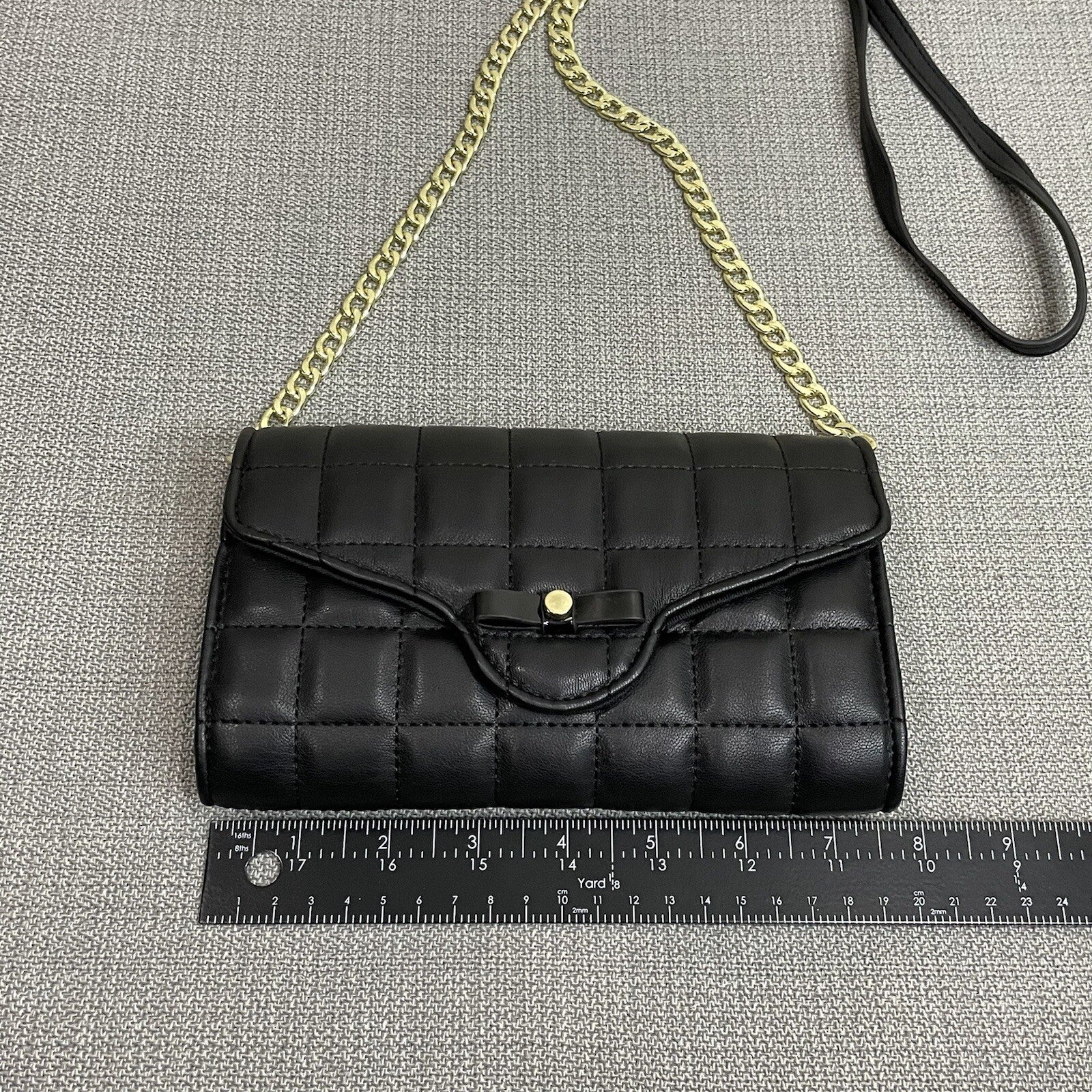 NWT Mossimo Women's Black Gold Chained Quilted Crossbody Bag Purse Wallet