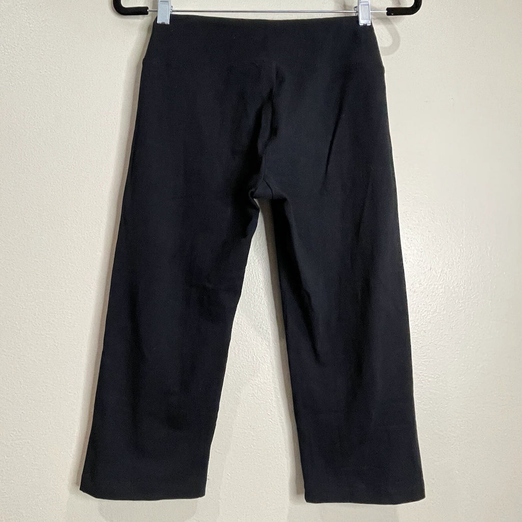 Bally Total Fitness Women's Size Small Athletic Gym Black Cropped Legging Pants