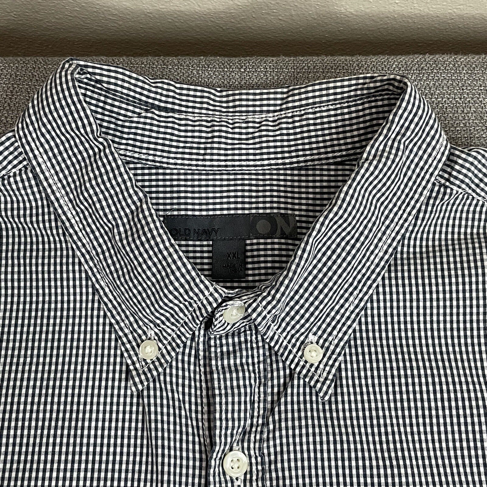 Old Navy Men's (Size XXL) 2XL Black Plaid Button Down Shirt