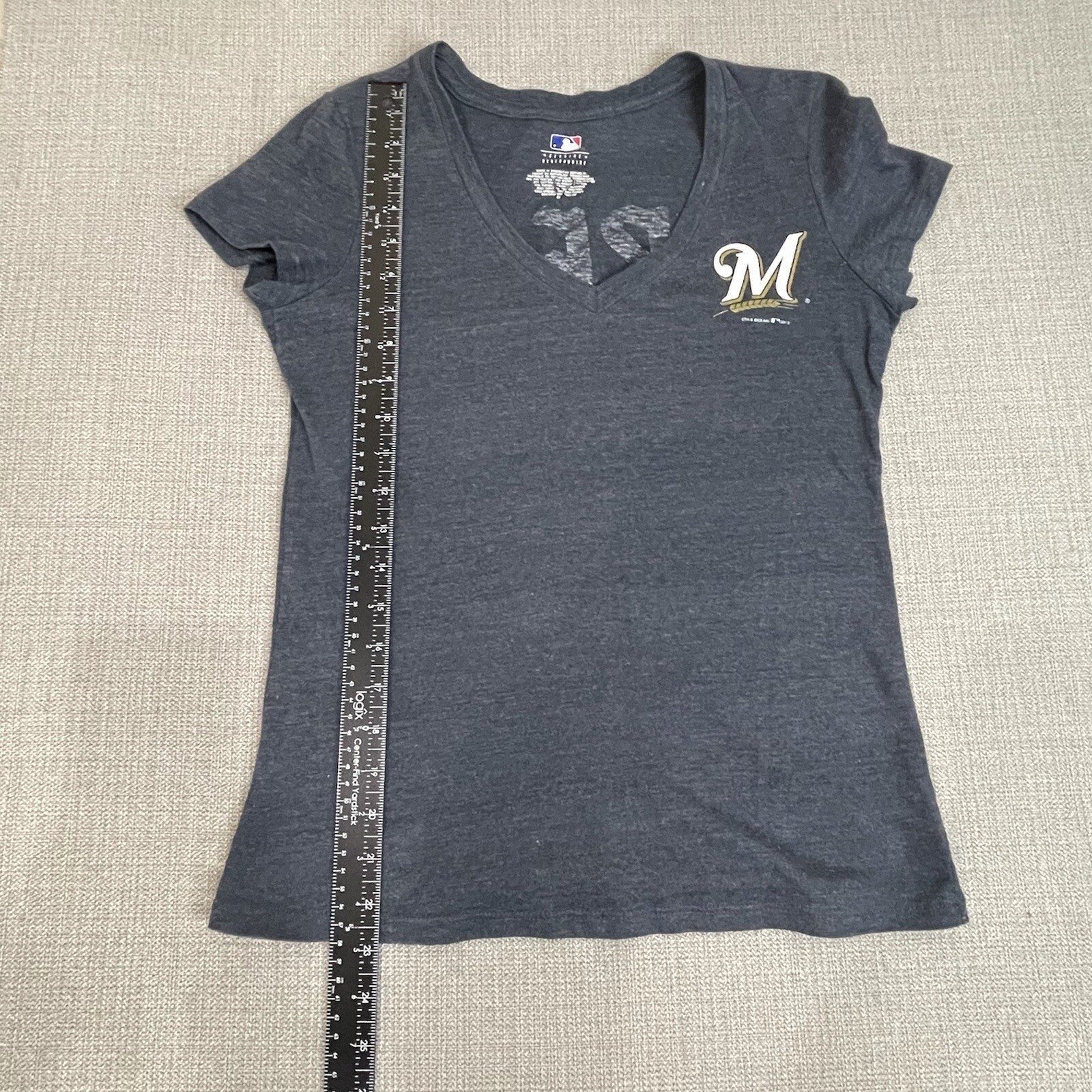 MLB Women's Size (Small) Medium Milwaukee Brewers Blue Logo Wording T-Shirt