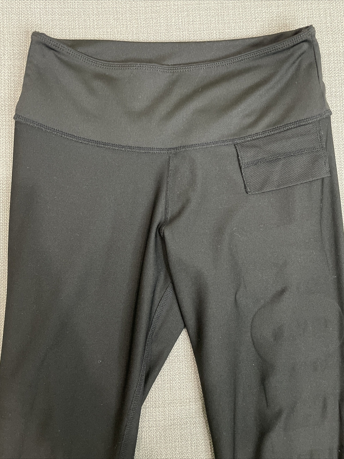 H&M Sport Women’s Black Pull On "Motivation Is The Key" Wording Leggings Size S