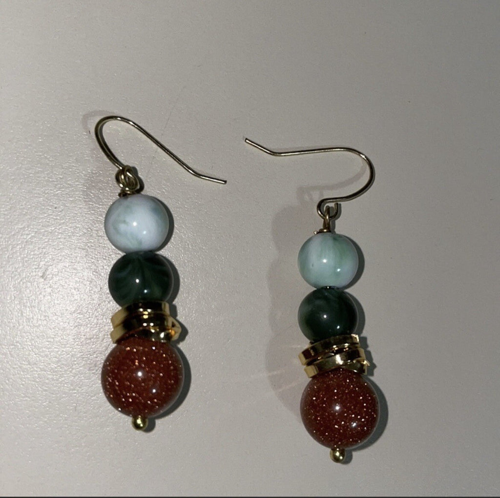 Women’s Fashion Jewelry Green Beaded Necklace w/ Matching Earrings & Bracelet