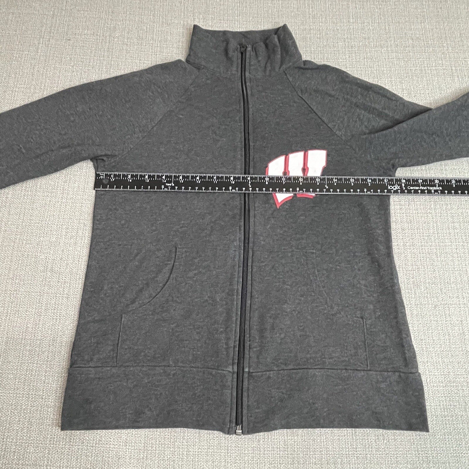 Boxercraft Women's Small Wisconsin Badgers Gray Lightweight Logo Sweater Jacket