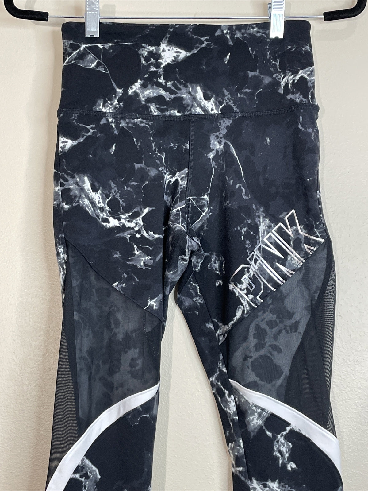 Pink Victoria's Secret Ultimate Women's Small Black White Marble Cropped Legging
