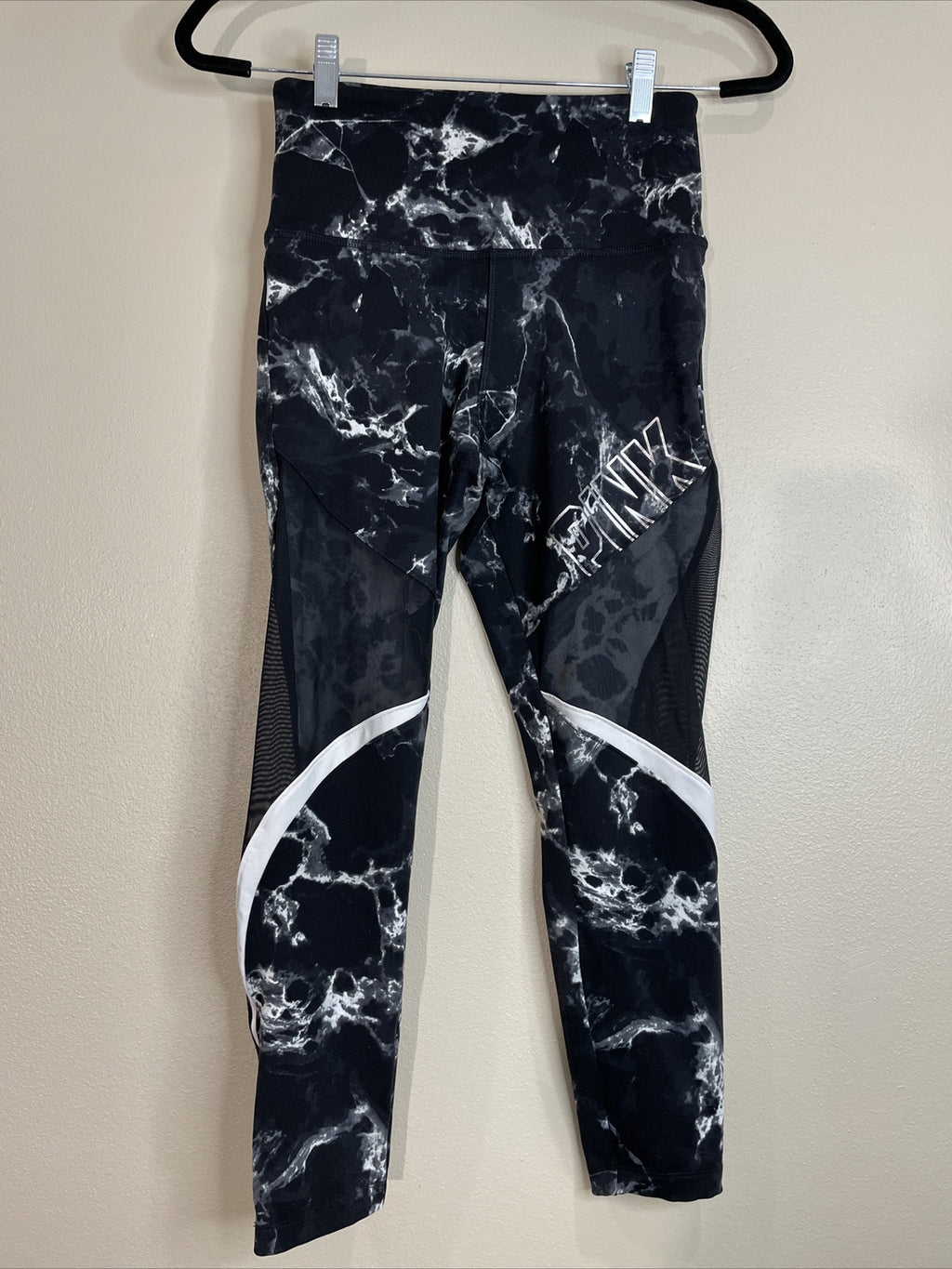 Pink Victoria's Secret Ultimate Women's Small Black White Marble Cropped Legging