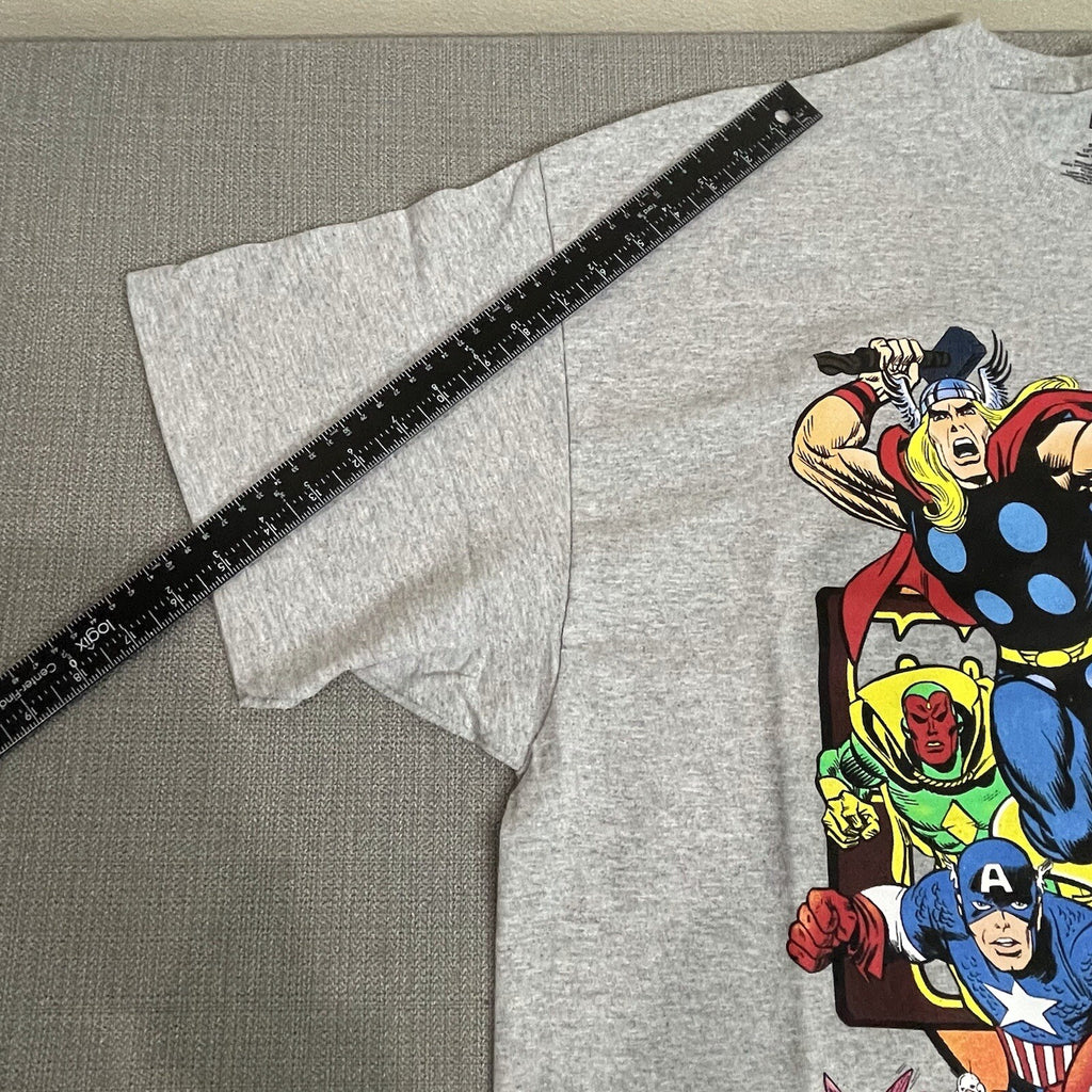 Marvel Men's Women's Adult Size XL Colorful Graphic Avenger Characters T-Shirt