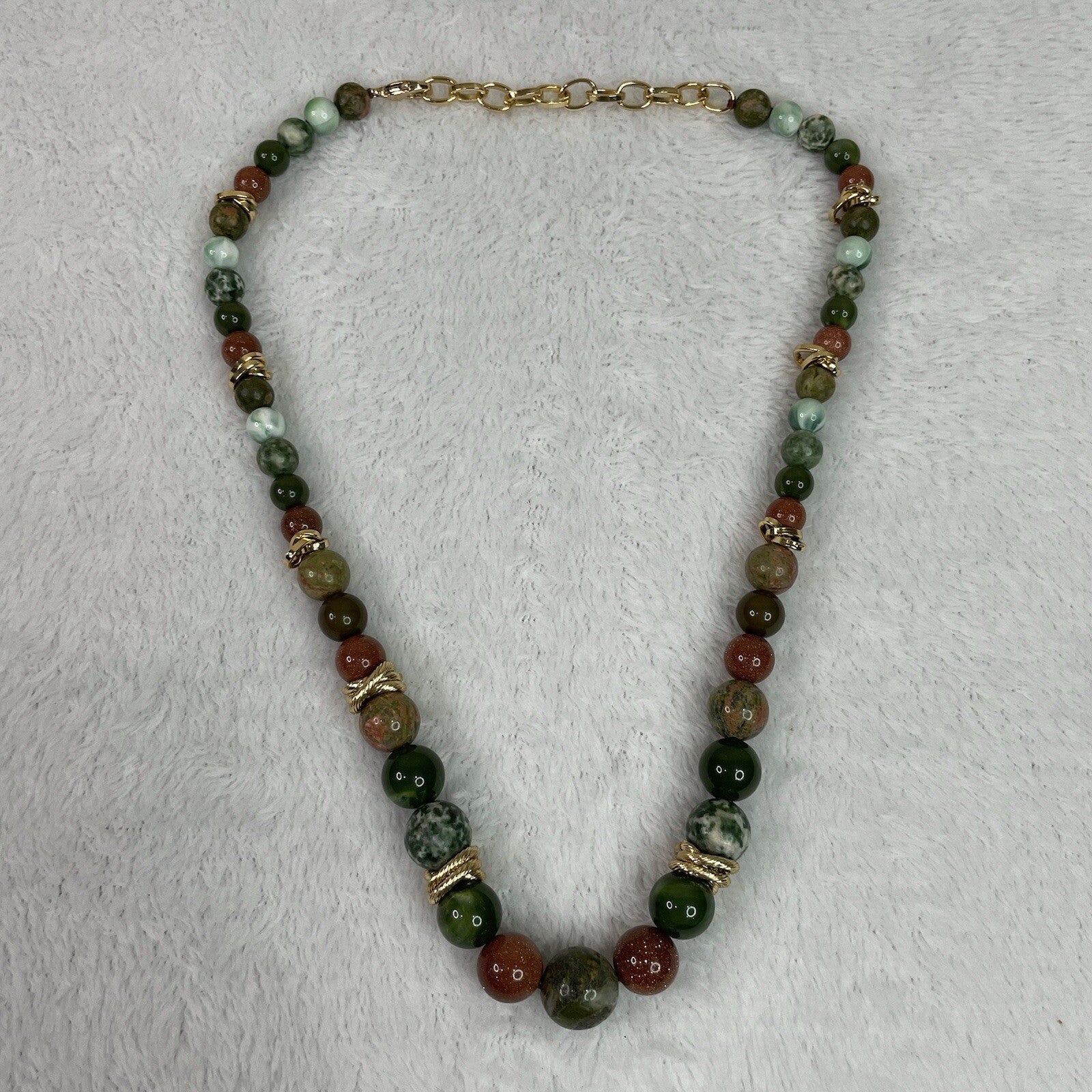 Women’s Fashion Jewelry Green Beaded Necklace w/ Matching Earrings & Bracelet