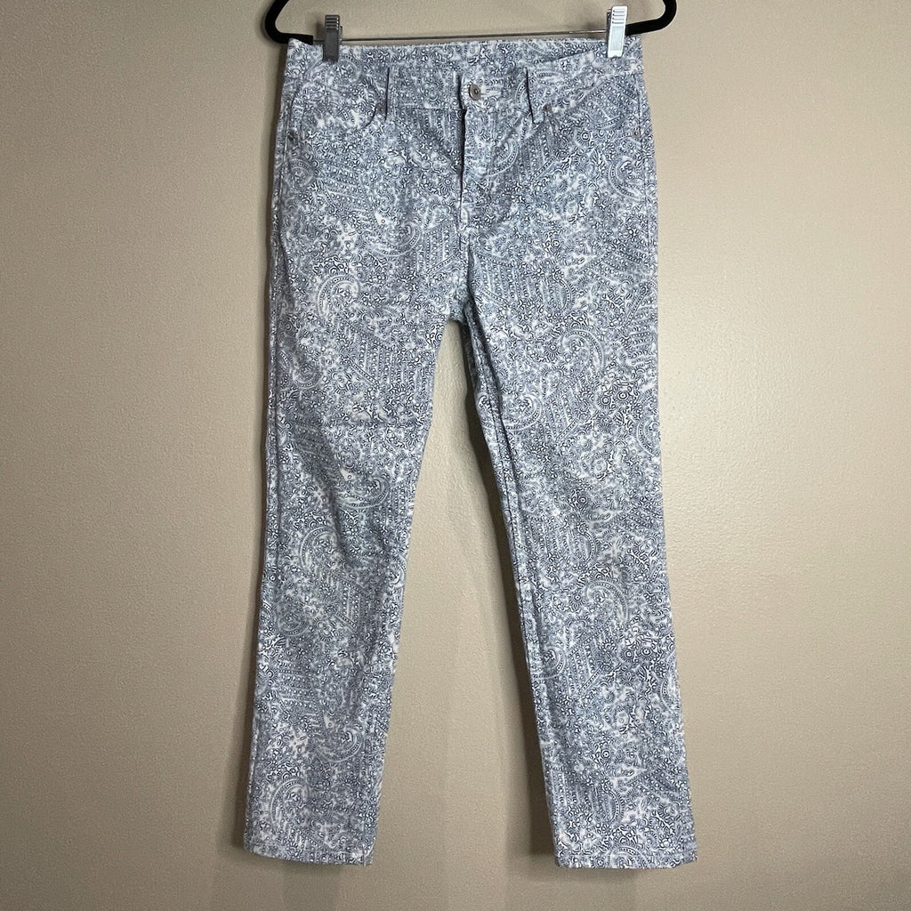 Liz Claiborne Women's Size 6 White Blue Patterned Lightweight Jeans Pants