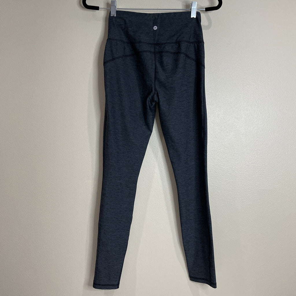 Avia Women’s Gray/Black Leggings Size XS.