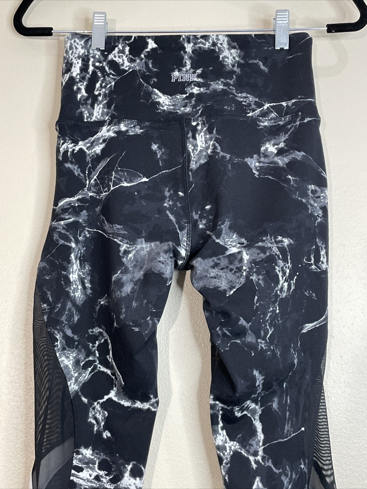 Pink Victoria's Secret Ultimate Women's Small Black White Marble Cropped Legging
