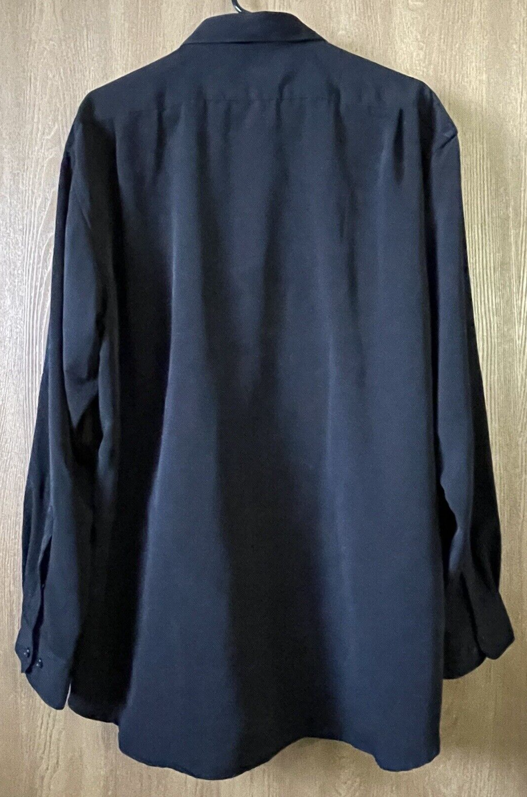 Hill & Archer Men's XL Black Long Sleeve Button Up Shirt with Embroidered Design