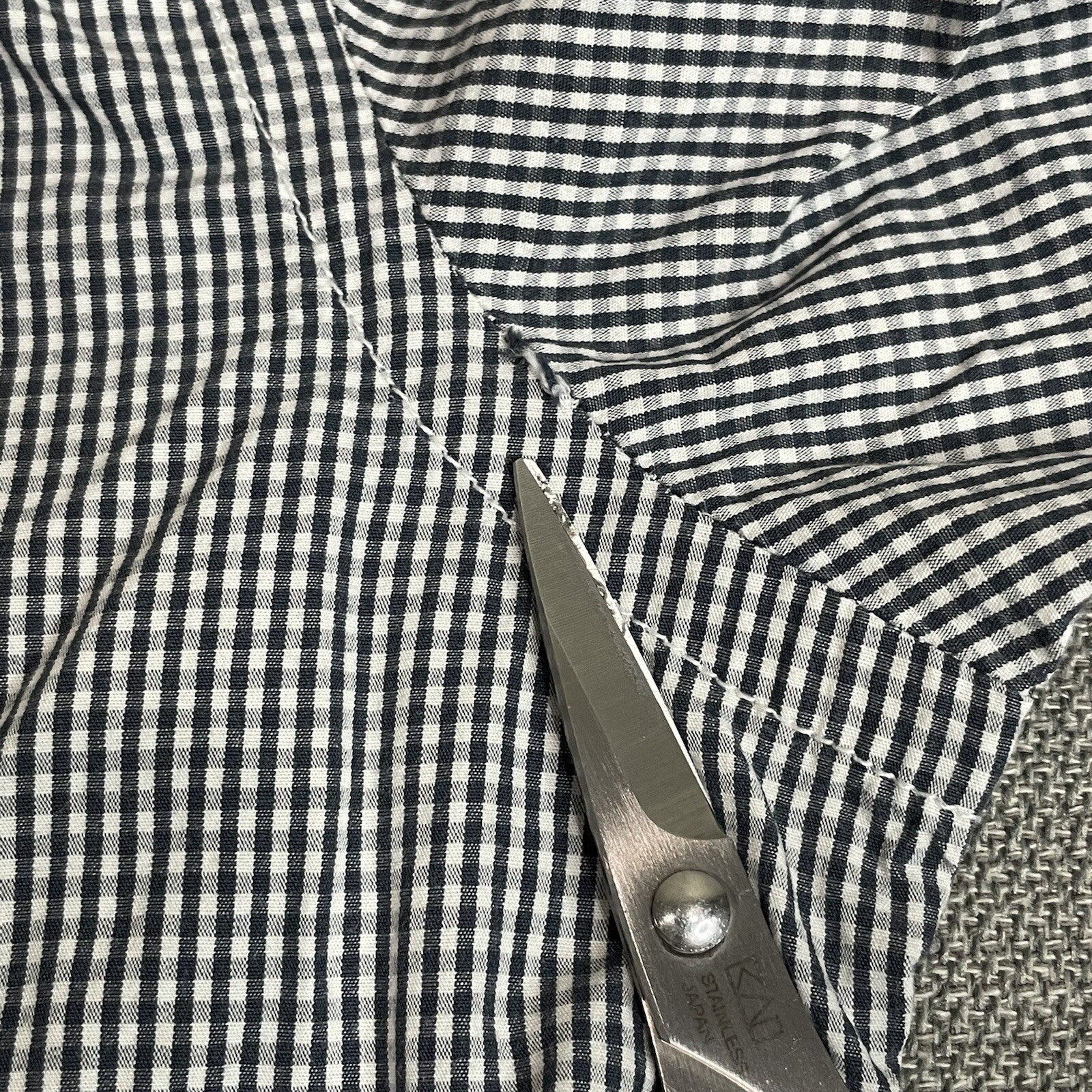 Old Navy Men's (Size XXL) 2XL Black Plaid Button Down Shirt