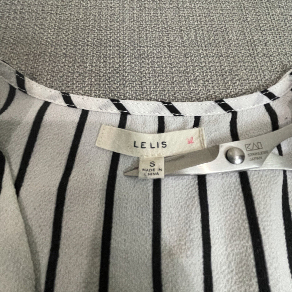 Le Lis Women's Size Small White Black Striped Long Sleeve Blouse