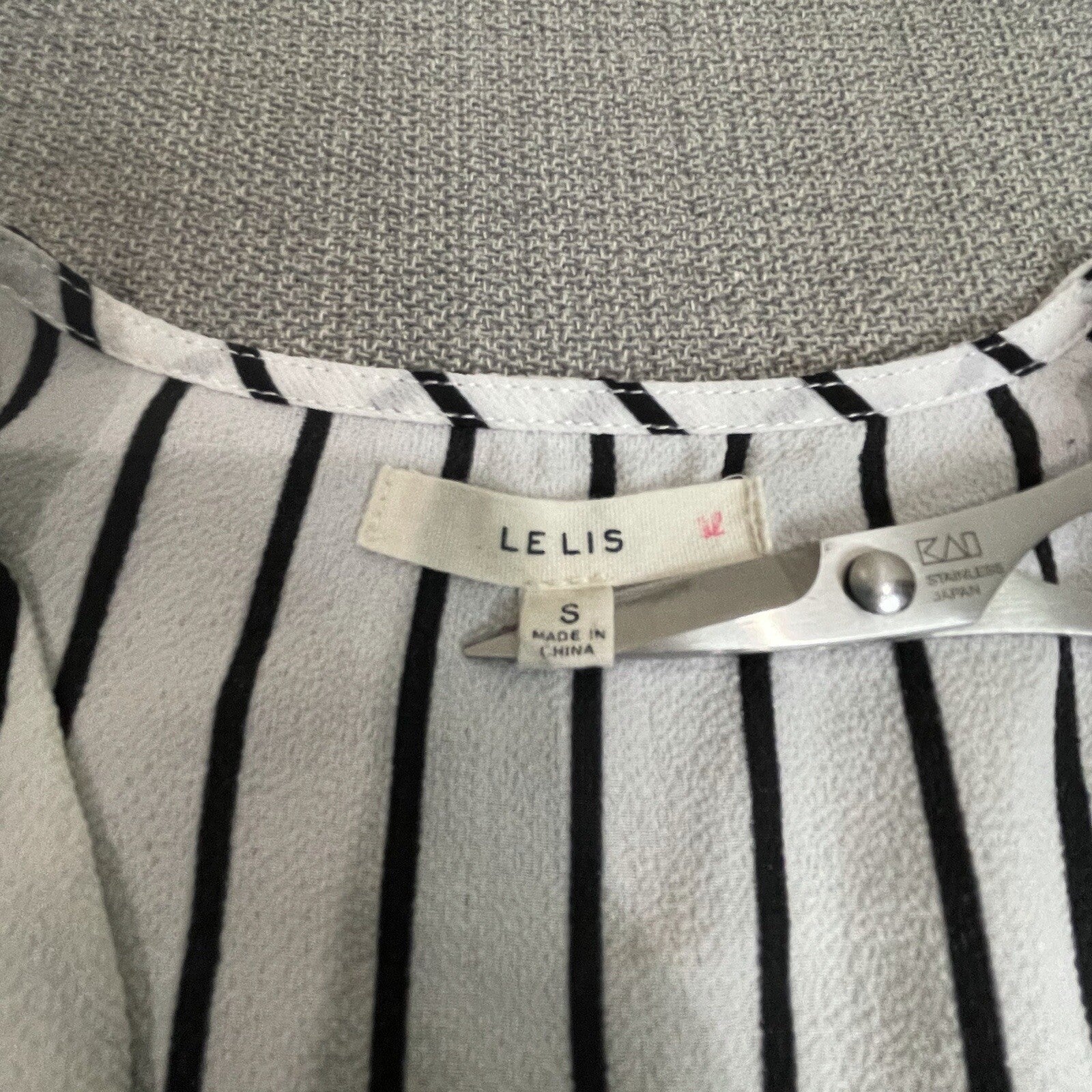 Le Lis Women's Size Small White Black Striped Long Sleeve Blouse