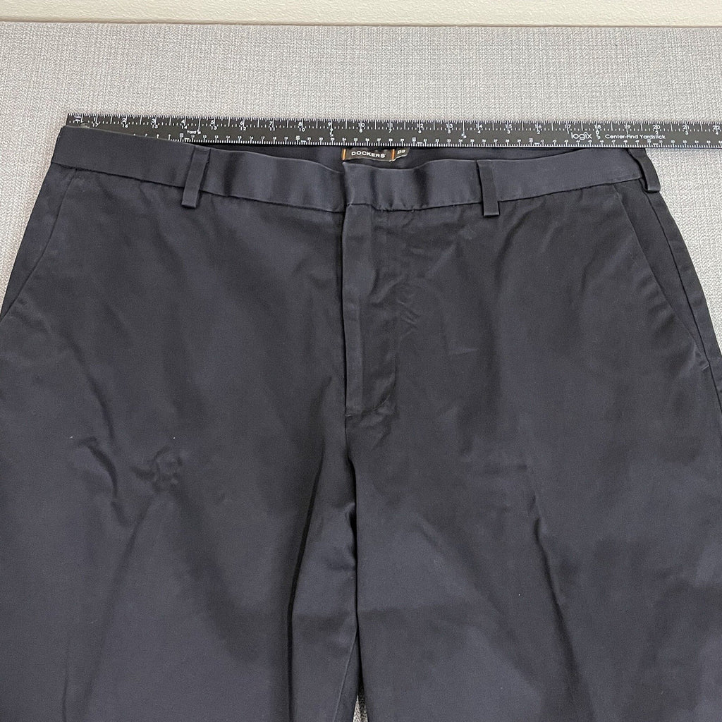 Docker's D3 (Classic) Men's Size 40 x 32 Black Khakis with Pockets