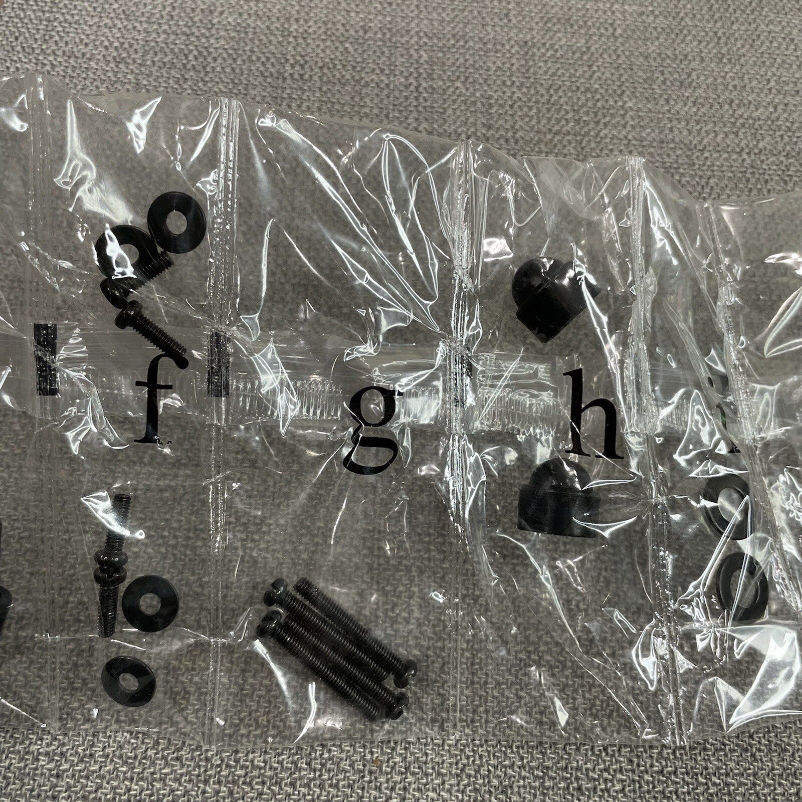 Wali LED/LCD Articulating Wall Mount (Model: 1330LM)