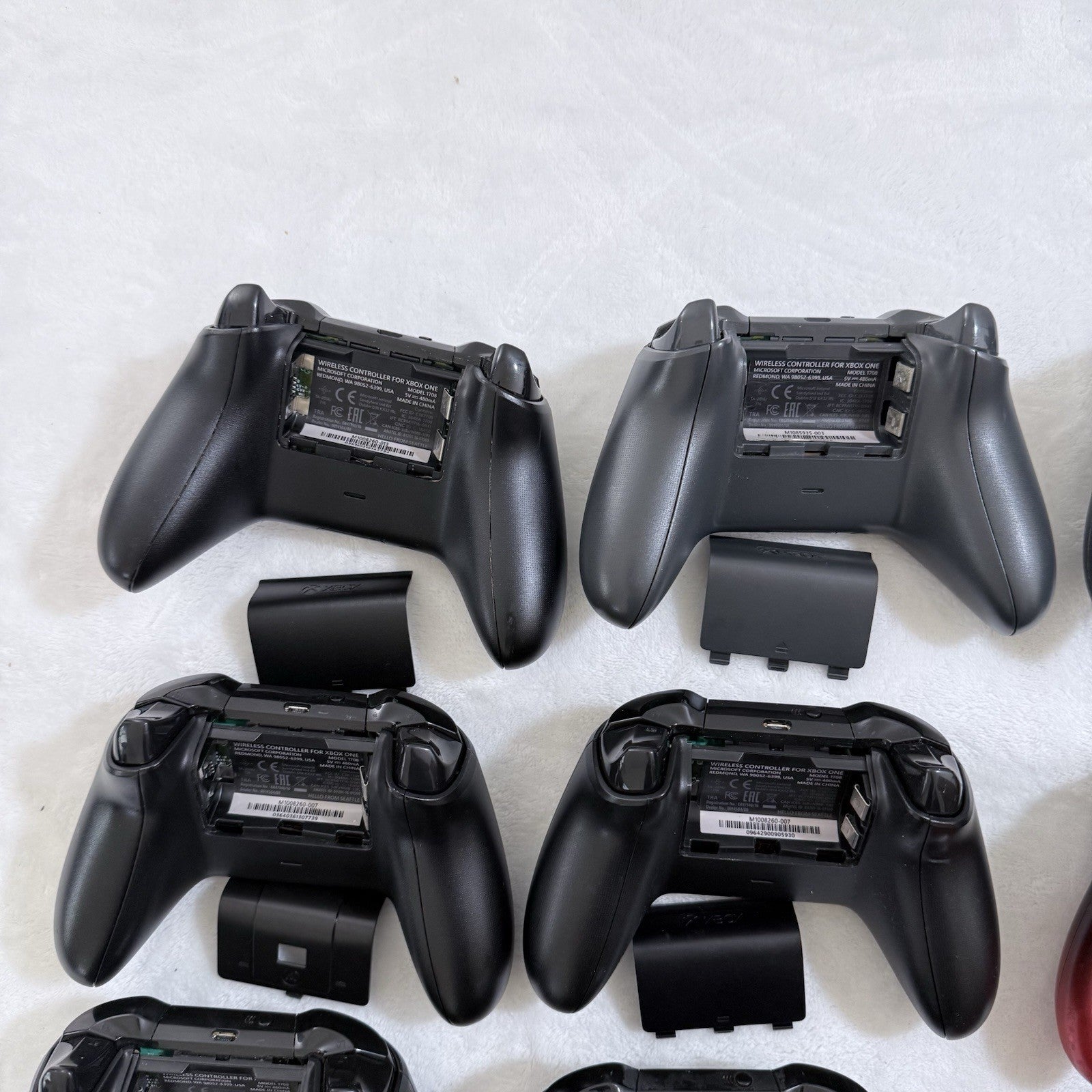 Lot of 16 Microsoft Xbox One Wireless XB1 Controllers As Is - Untested