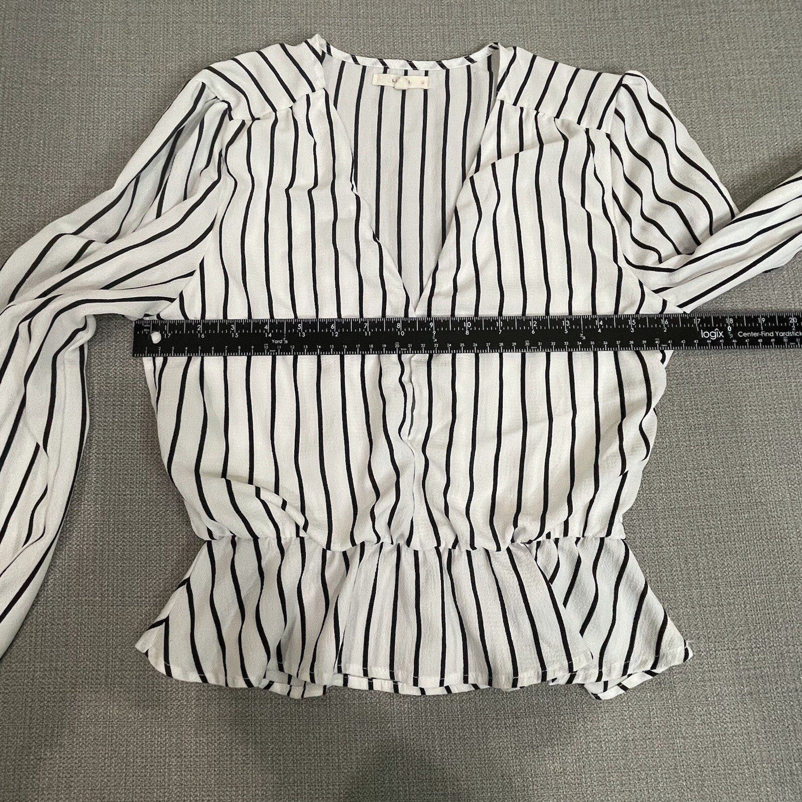 Le Lis Women's Size Small White Black Striped Long Sleeve Blouse