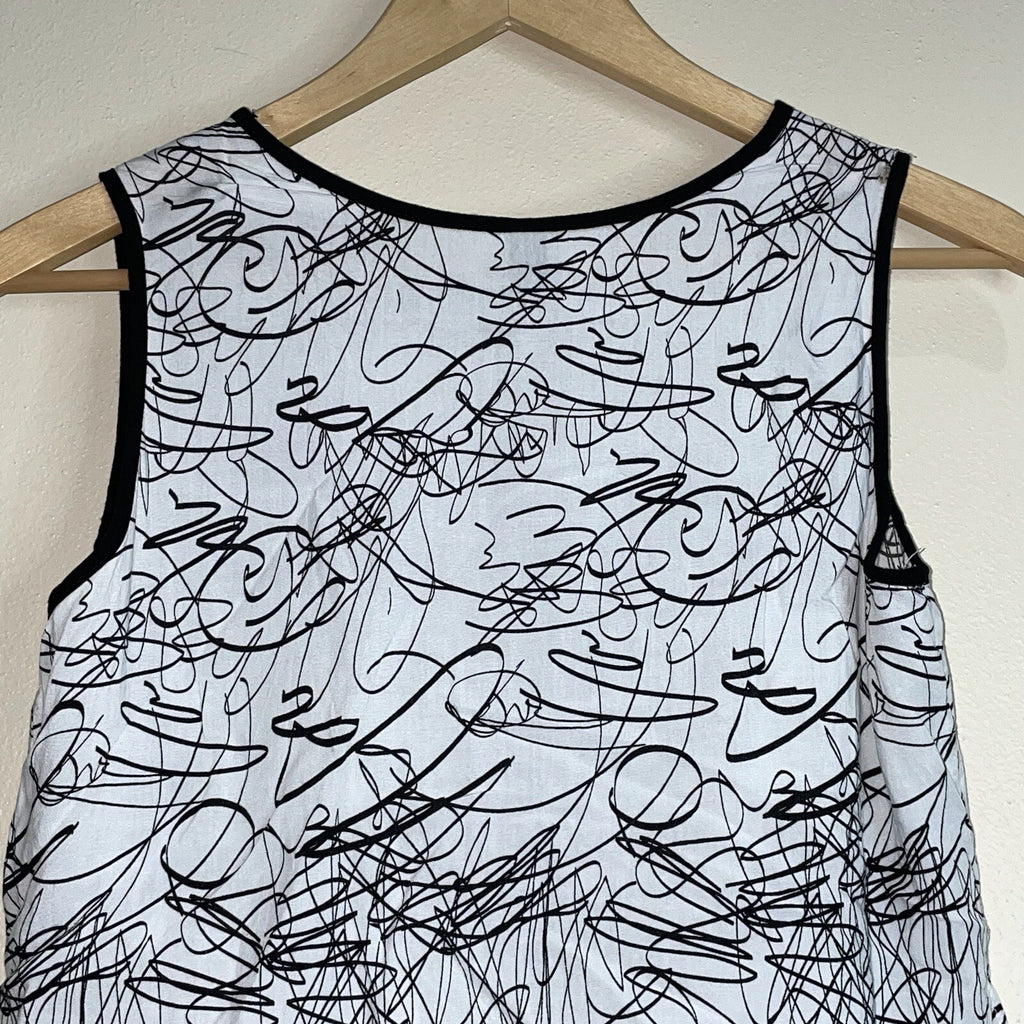 Cuidado Con El Perro Women's Size Large Black & White Scribble Crop Tank Top