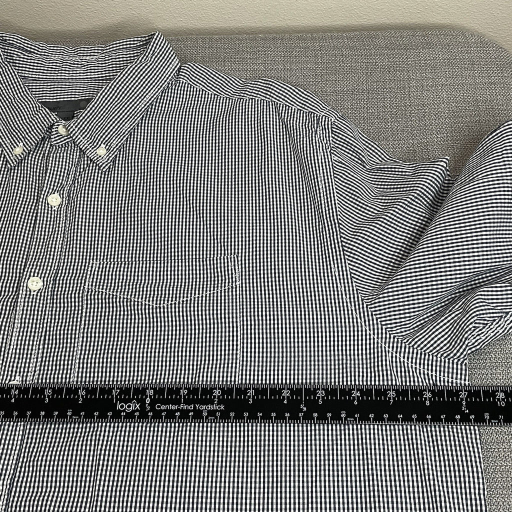 Old Navy Men's (Size XXL) 2XL Black Plaid Button Down Shirt