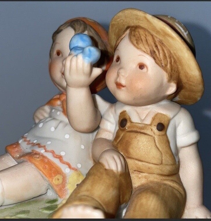 Designers Collection Simple Pleasures Gretchen Children Blue Bird Figurine