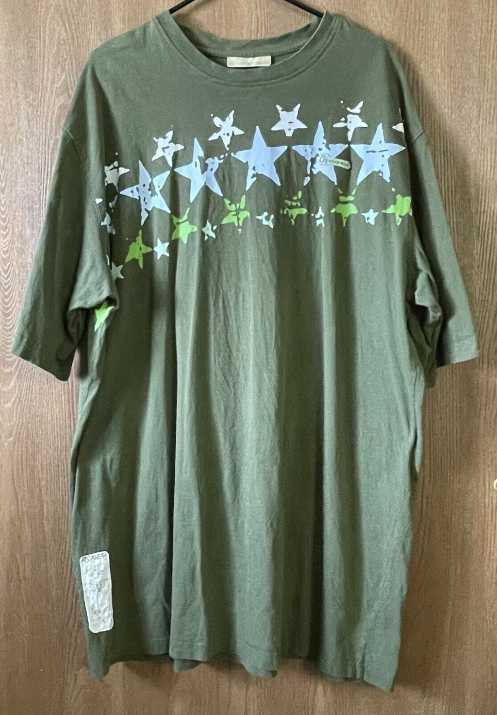 RocaWear Men Size XXXL (3XL) Green Short Sleeve Logo T-Shirt with Printed Stars
