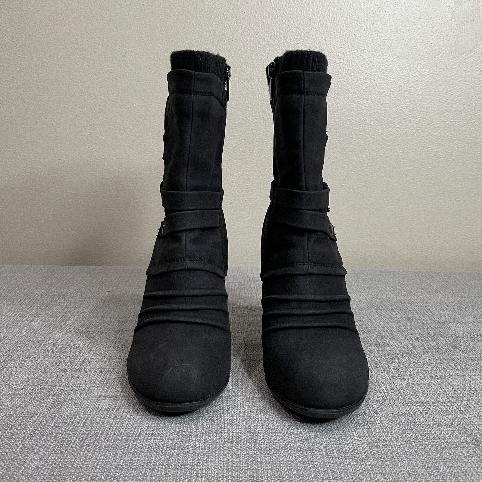 De Blossom Collection "Dove" Women's (Size 6) Black Heeled Boots