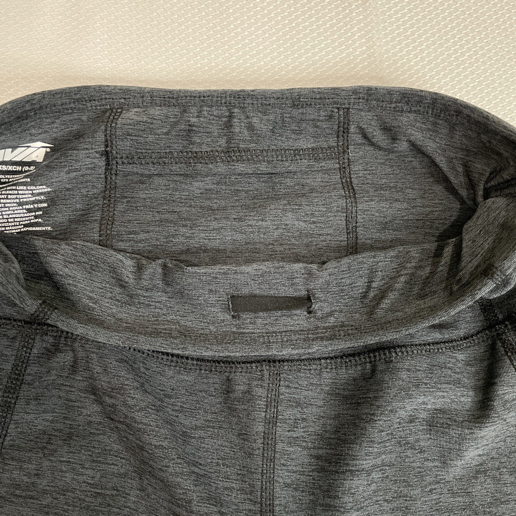Avia Women’s Gray/Black Leggings Size XS.