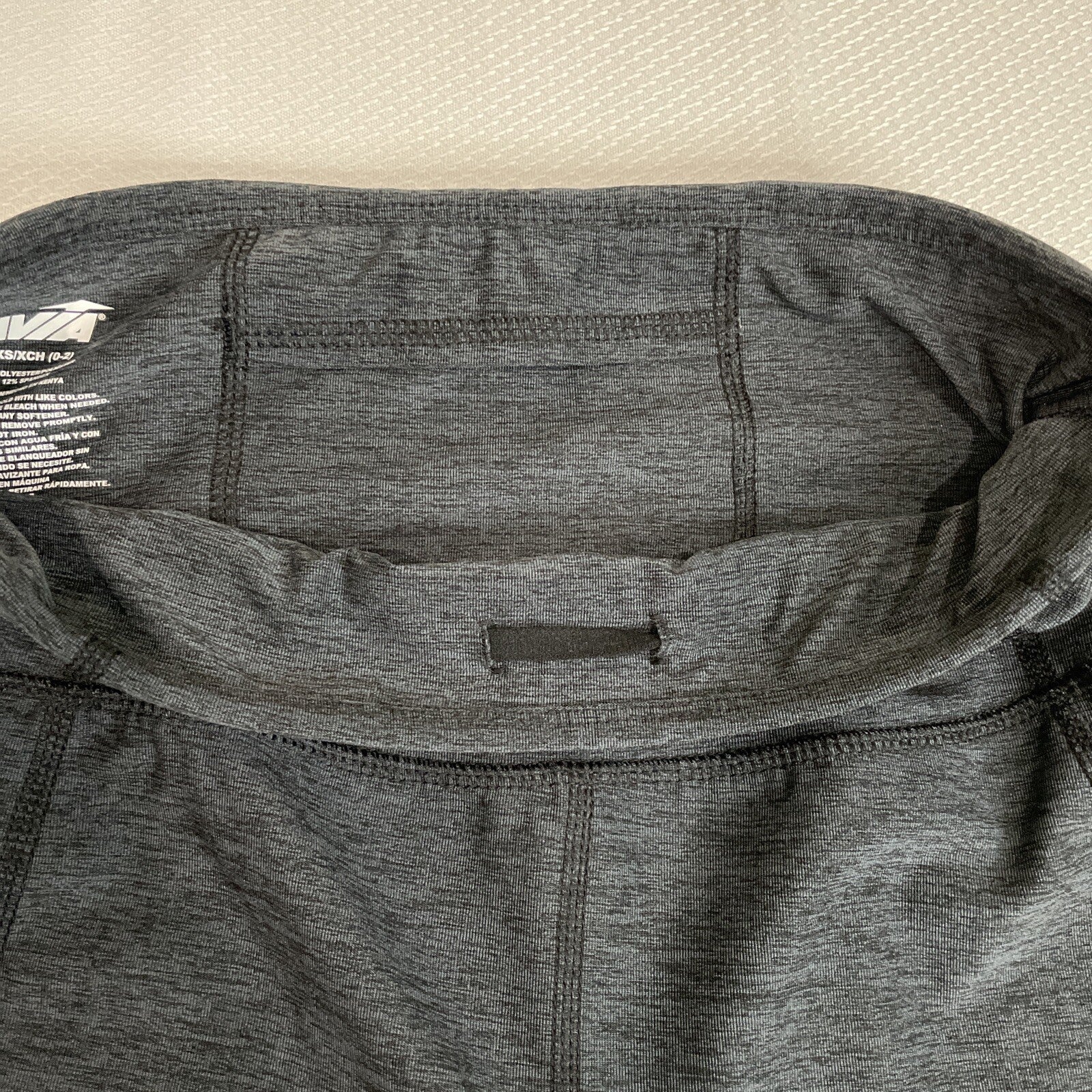 Avia Women’s Gray/Black Leggings Size XS.