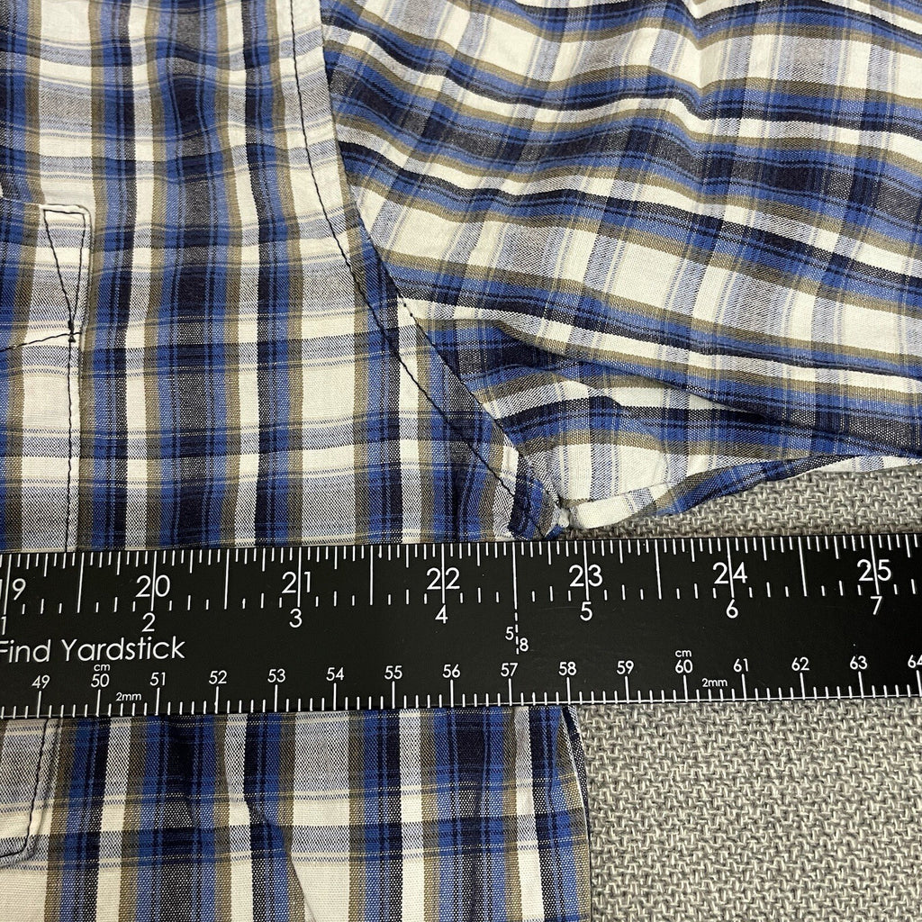 Rugged Wear Hunters Peak Men's Size M Plaid Short Sleeve Button Up Shirt