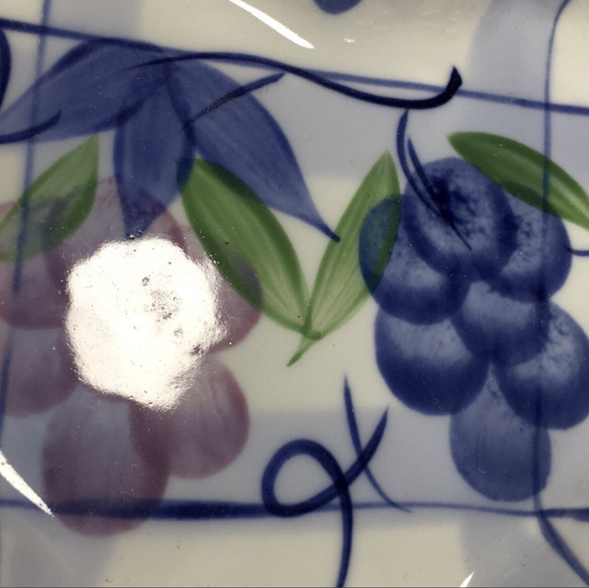 Decorative Heart w/Grape Print Candle Holder/Trinket Bowl/Jewelry Display Holder