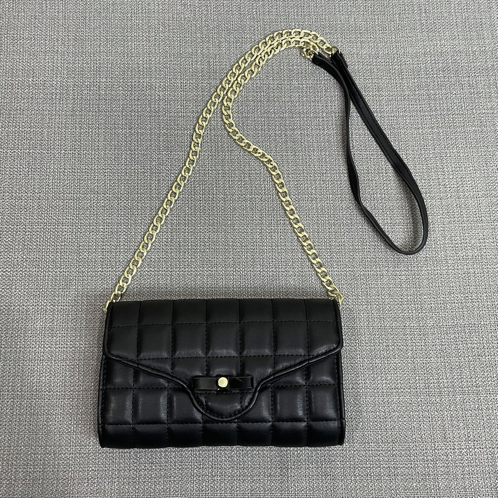 NWT Mossimo Women's Black Gold Chained Quilted Crossbody Bag Purse Wallet