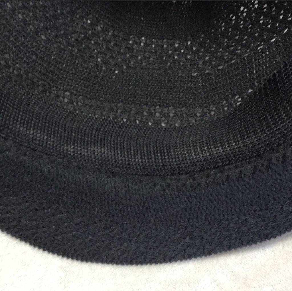 Old Navy Women's Size: S-M Black Fashion / Sun Hat with Brim (Fedora Style)