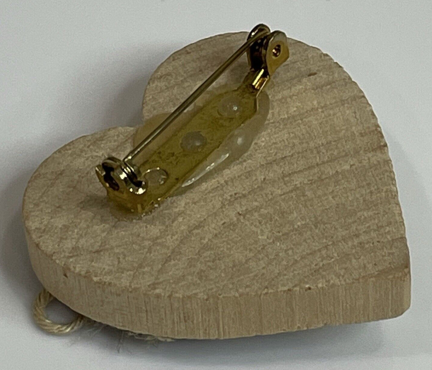 Women s Fashion Jewelry - Pins & Brooches - Country Home Bear & Apple Basket