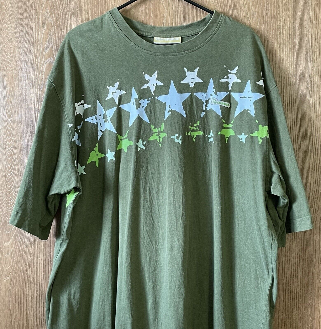 RocaWear Men Size XXXL (3XL) Green Short Sleeve Logo T-Shirt with Printed Stars