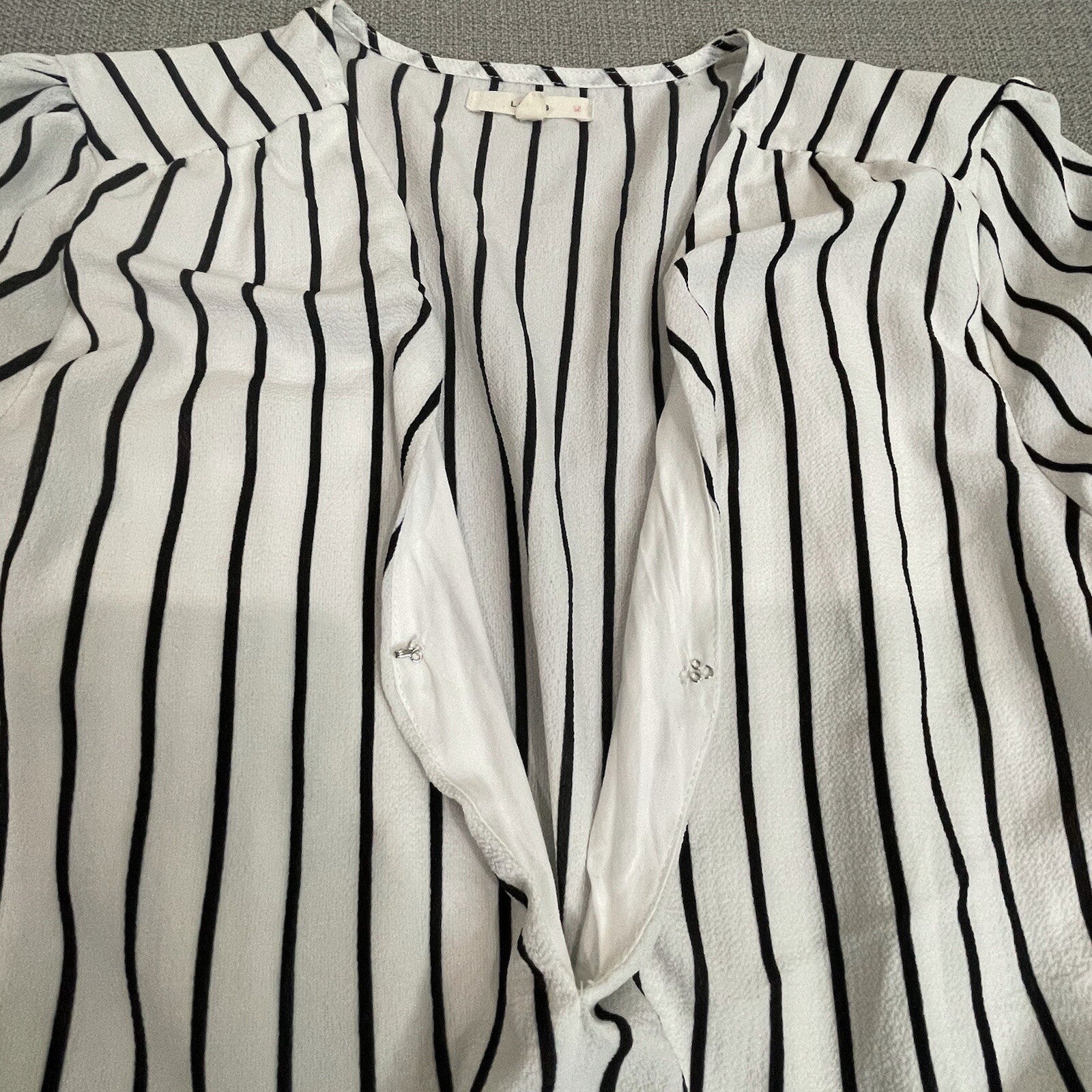 Le Lis Women's Size Small White Black Striped Long Sleeve Blouse