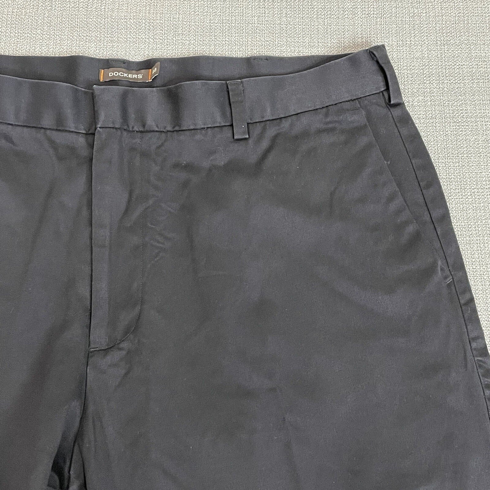 Docker's D3 (Classic) Men's Size 40 x 32 Black Khakis with Pockets