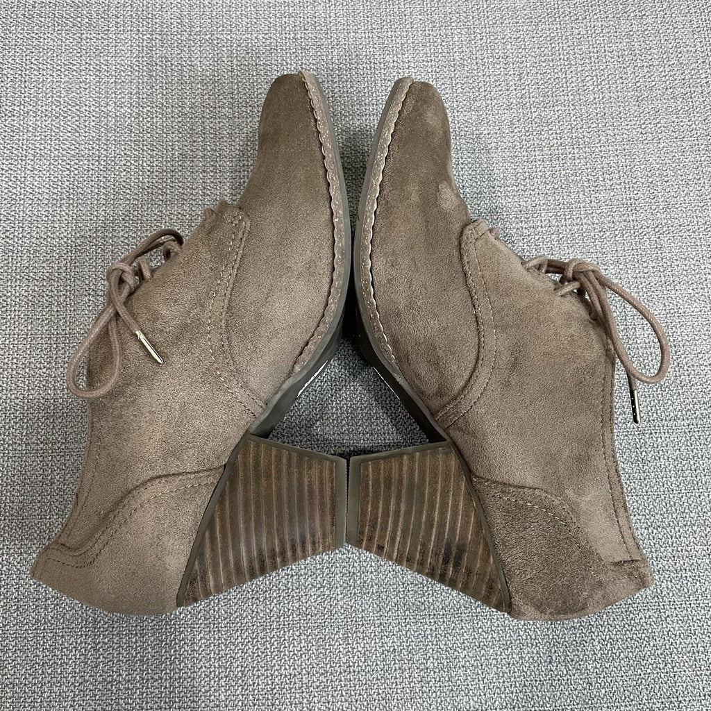 Dr. Scholl's "Cheer" Women's Size 6 Brown Faux Suede Lace Up Ankle Booties Shoes