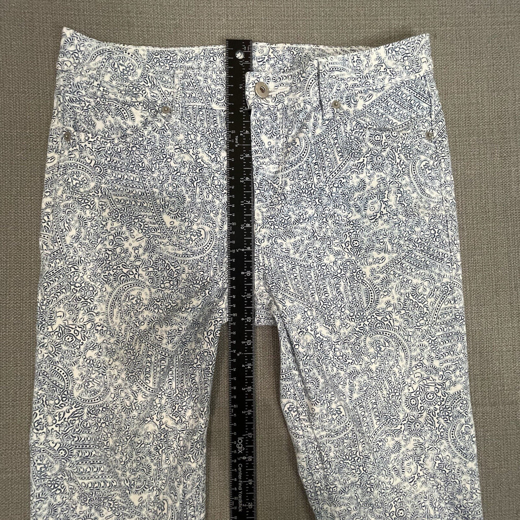 Liz Claiborne Women's Size 6 White Blue Patterned Lightweight Jeans Pants
