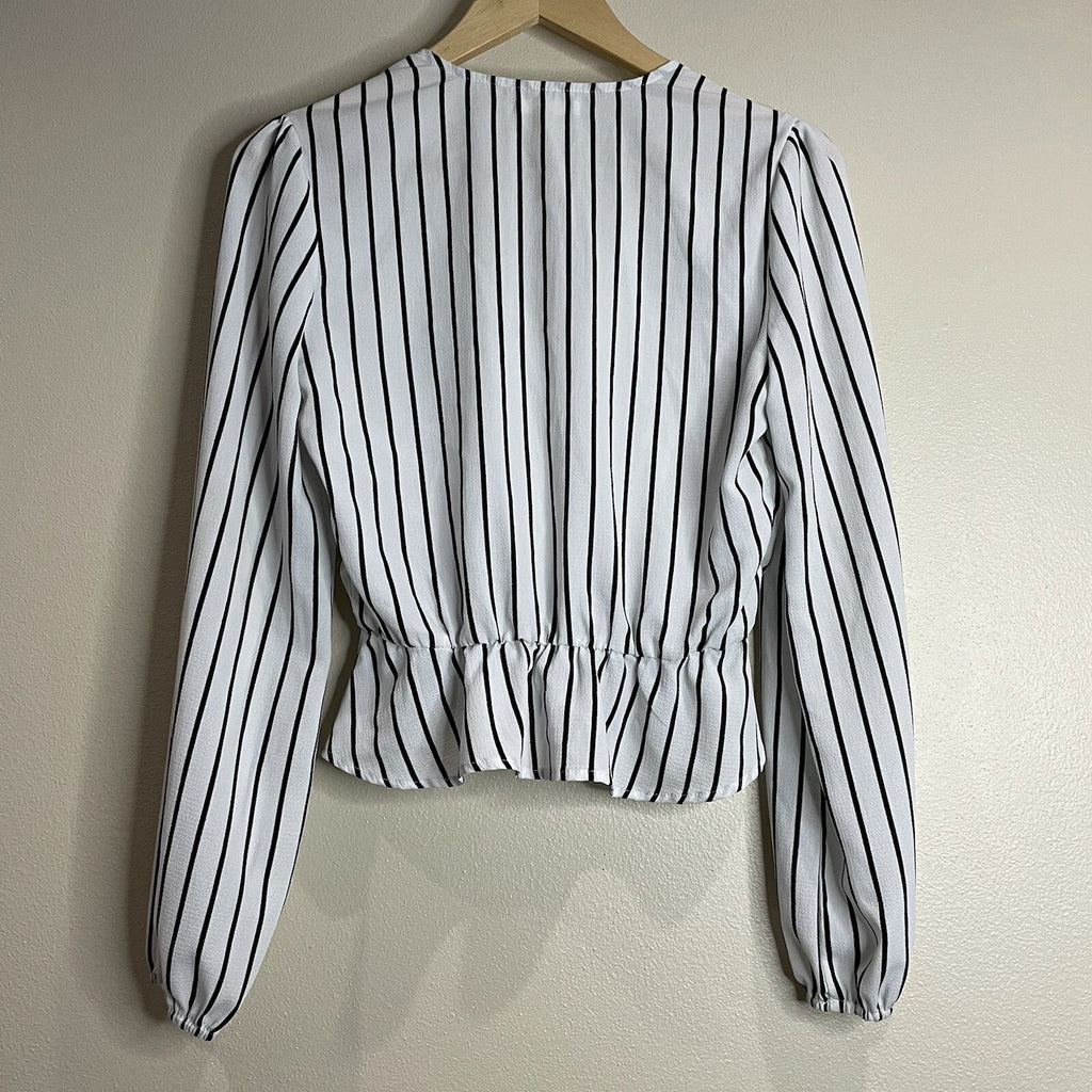 Le Lis Women's Size Small White Black Striped Long Sleeve Blouse
