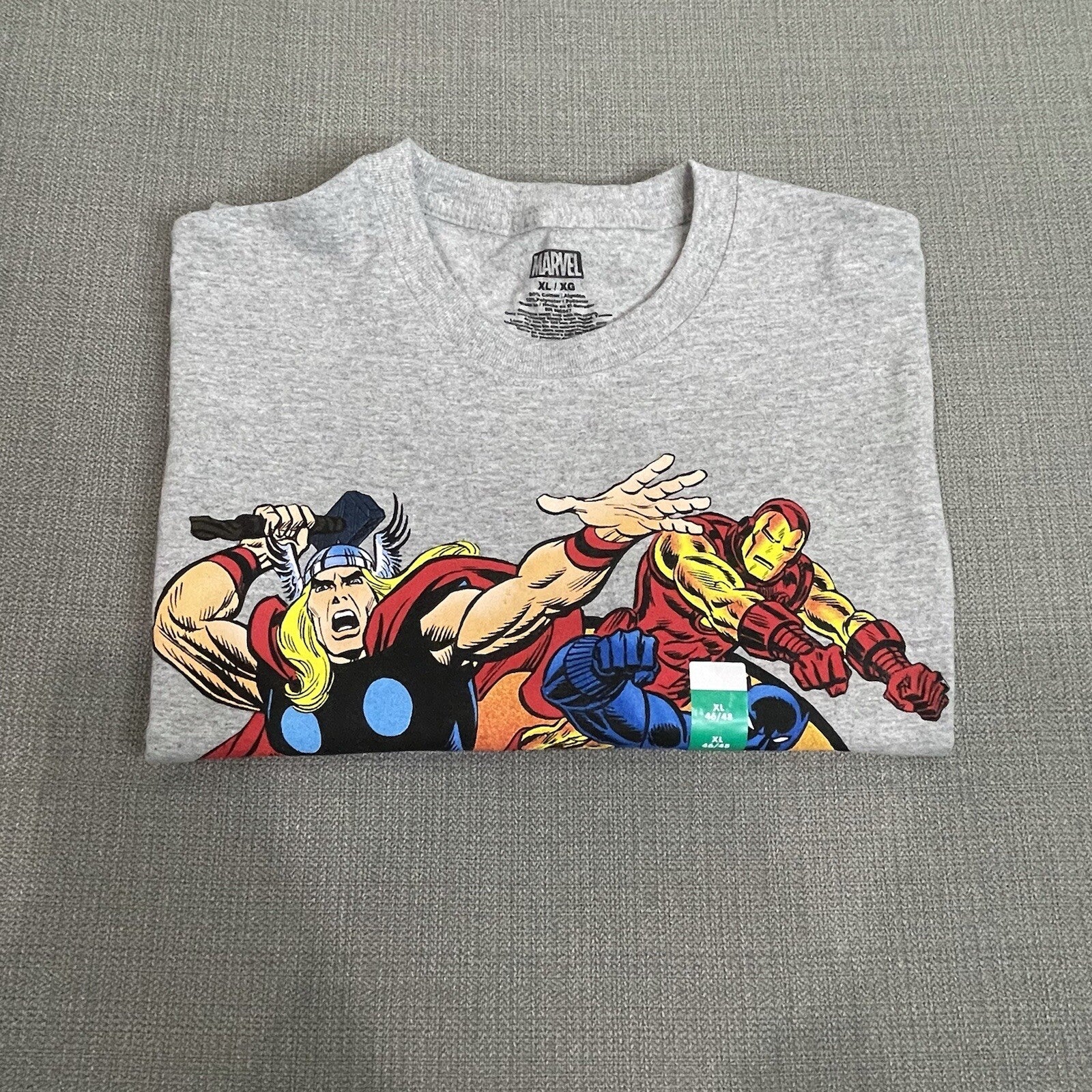 Marvel Men's Women's Adult Size XL Colorful Graphic Avenger Characters T-Shirt
