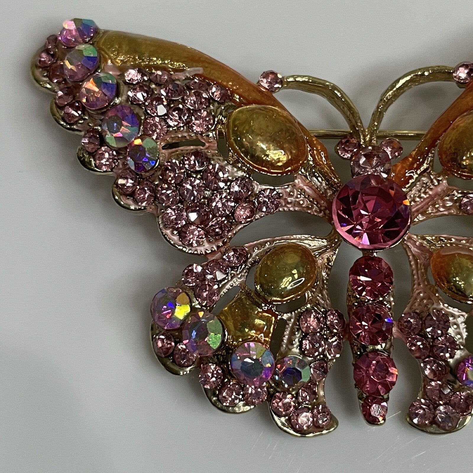Women's Fashion Jewelry - Pins & Brooches - Pink Sparkle Butterfly