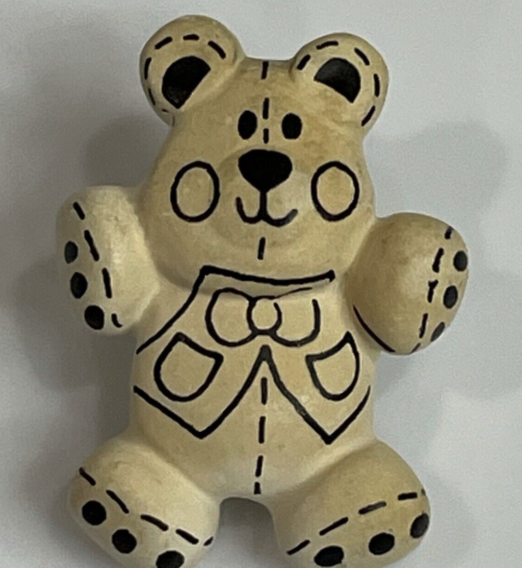 Women s Fashion Jewelry - Pins & Brooches - Country Home Bear & Apple Basket