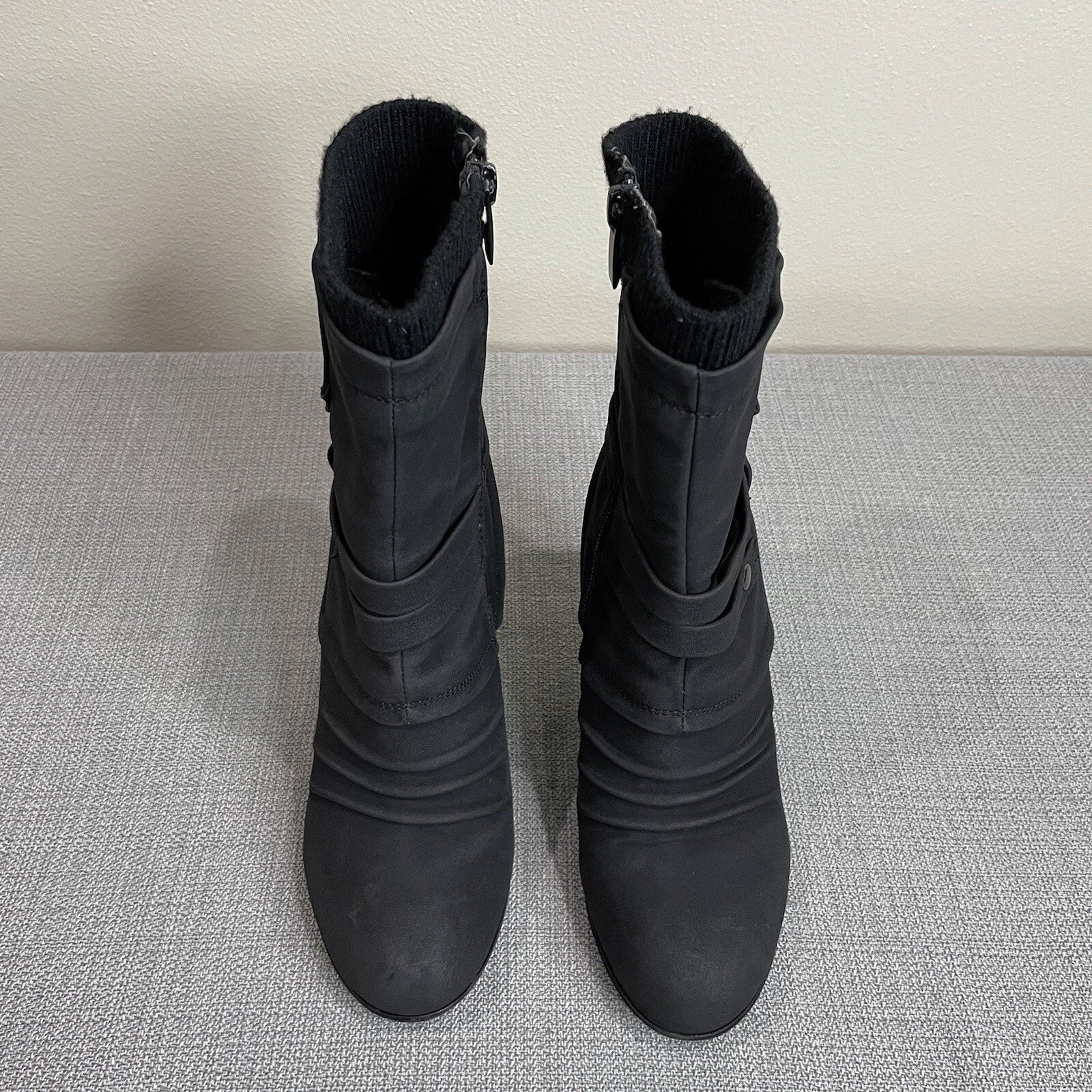 De Blossom Collection "Dove" Women's (Size 6) Black Heeled Boots